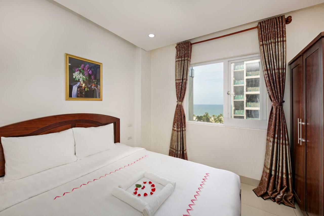 Osaka Hotel Danang Exterior photo