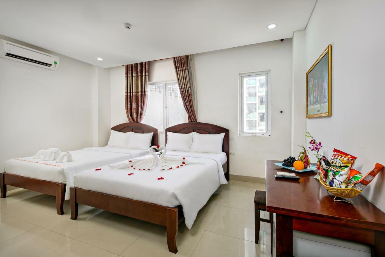 Osaka Hotel Danang Exterior photo